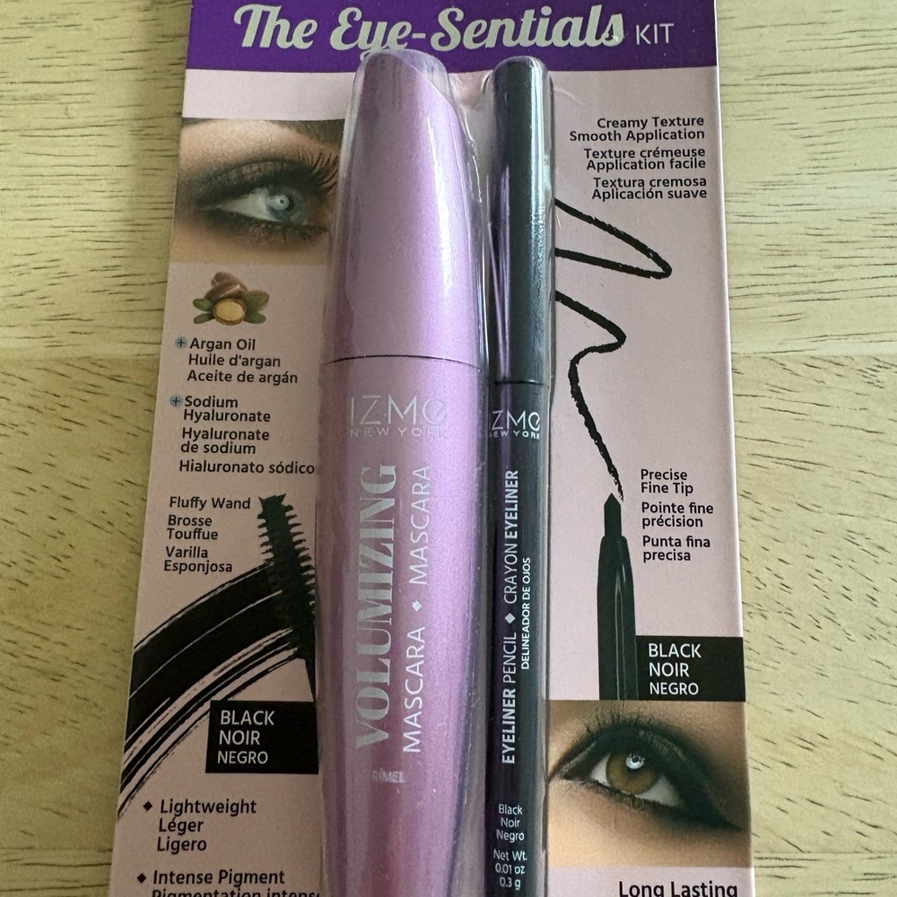 IZMO New York Volumizing Mascara and Eyeliner Set - Black and Purple